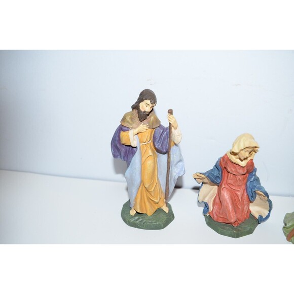 Vtg Avon Nativity Shepherd Joseph Mary Replacements Figurines 1996 - Picture 9 of 10